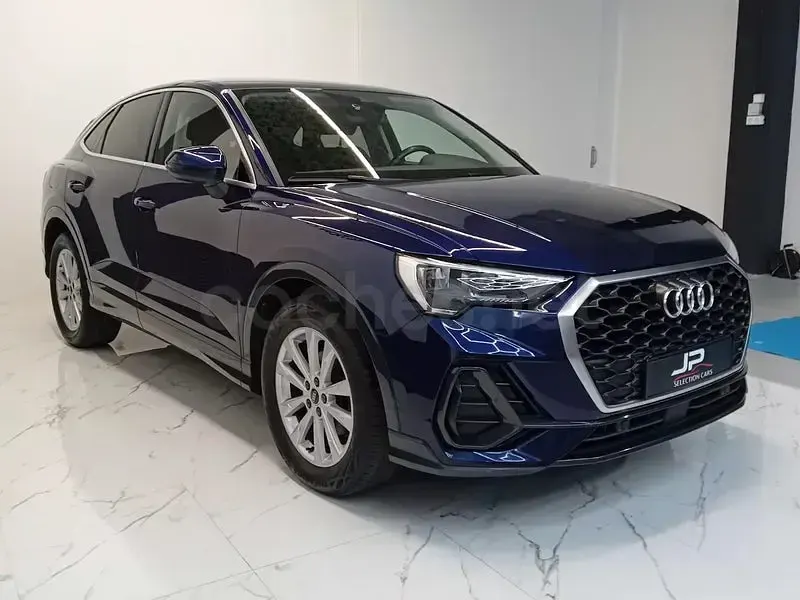 Usado Audi Q3 Sportback 150 CV (110 kW) 2021 Azul SUV