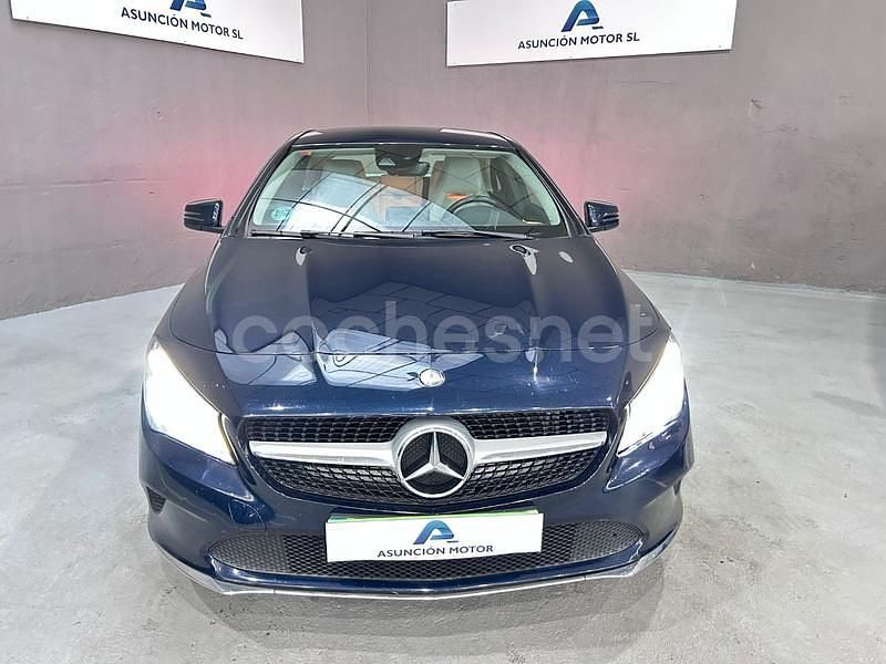 Usado Mercedes CLA220 177 CV (130 kW) 2017 Azul Berlina