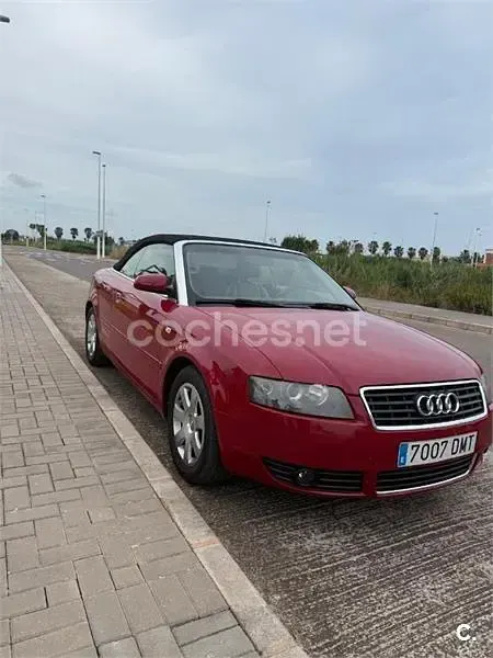 Usado Audi A4 Cabriolet 163 CV (119 kW) 2005 Rojo Descapotable
