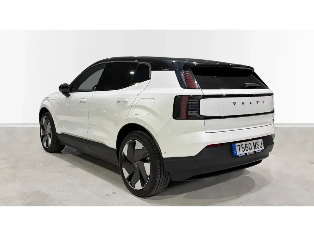 Usado Volvo EX30 Ultra 200 kW (272 CV) 2024 Blanco SUV