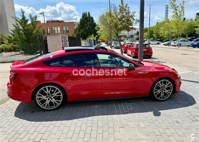 Usado Audi A5 Sportback S-Line 190 CV (139 kW) 2019 Rojo Utilitario