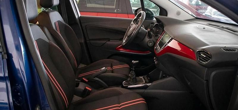 Usado Opel Crossland X GS Line 110 CV (80 kW) 2022 Nautic blue met SUV