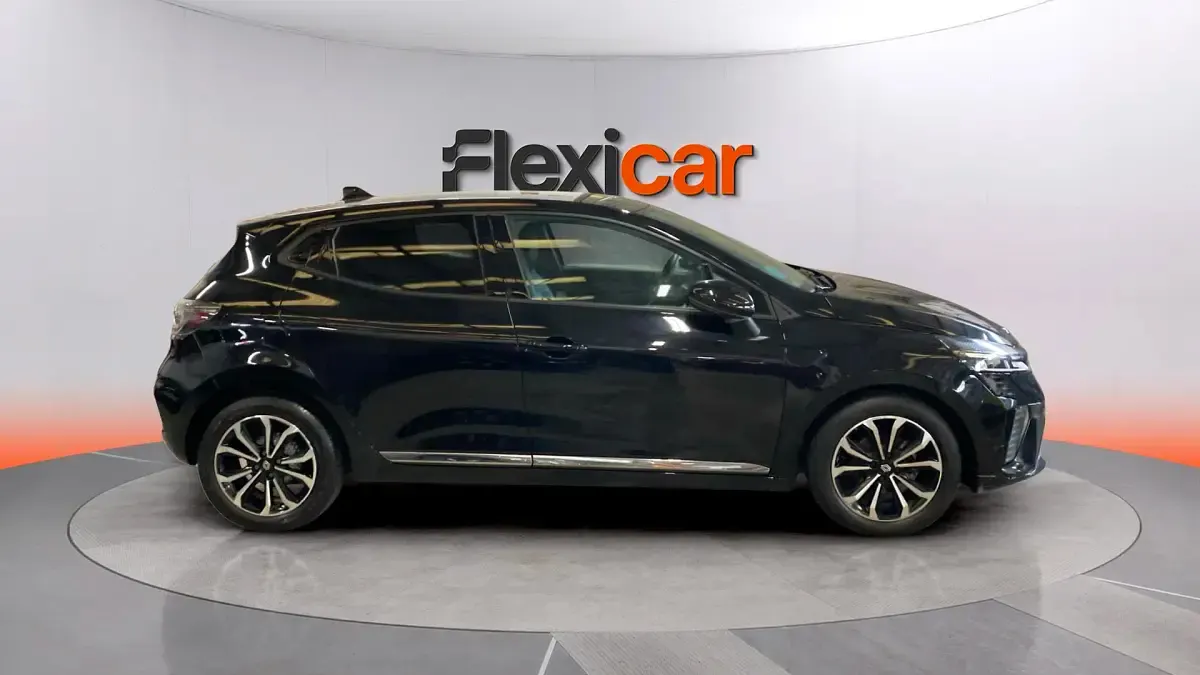 Usado Renault Clio V Techno 90 CV (66 kW) 2025 Negro Berlina