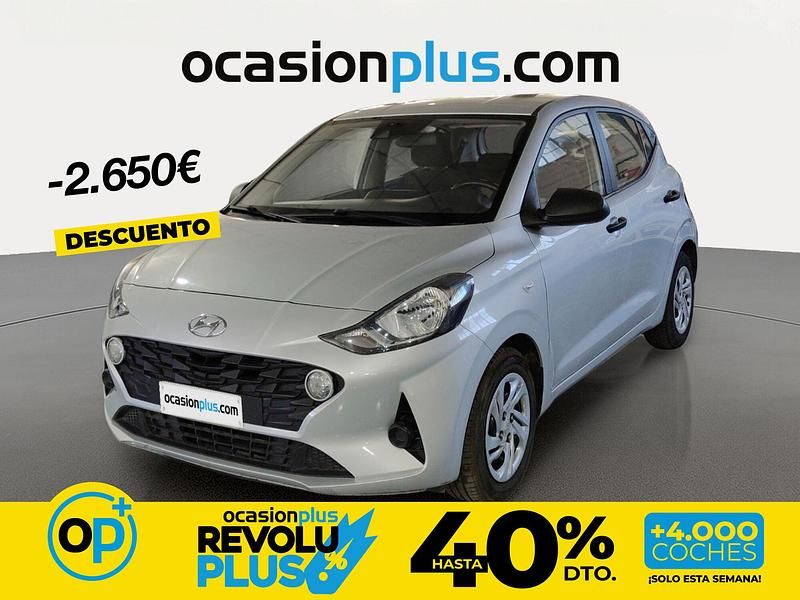 Usado Hyundai i10 67 CV (49 kW) 2022 Gris Utilitario
