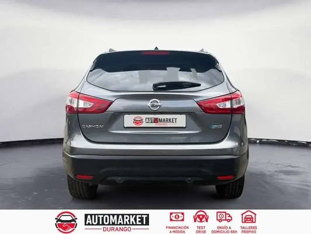 Usado Nissan Qashqai Tekna 131 CV (96 kW) 2014 Gris SUV