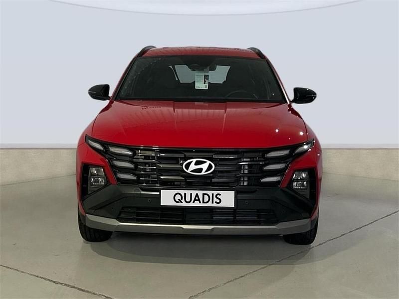 Nuevo Hyundai Tucson Blackline 150 CV (110 kW) 2025 Engine red SUV
