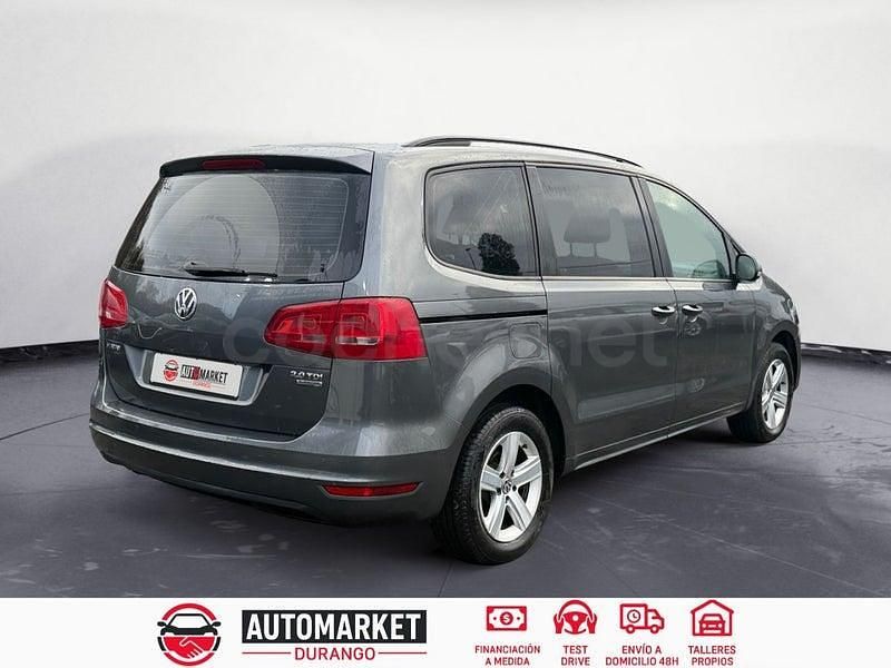 Usado VW Sharan Sport 140 CV (102 kW) 2013 Gris / plata Monovolumen