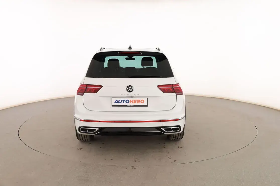 Usado VW Tiguan R-line 150 CV (110 kW) 2021 Blanco SUV
