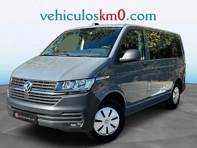 Gris Usado 2023 VW Caravelle Monovolumen | 36.900 € (Un poco caro) - Imagen 1/4