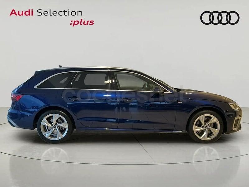 Usado Audi A4 S-Line 163 CV (119 kW) 2023 Azul Familiar