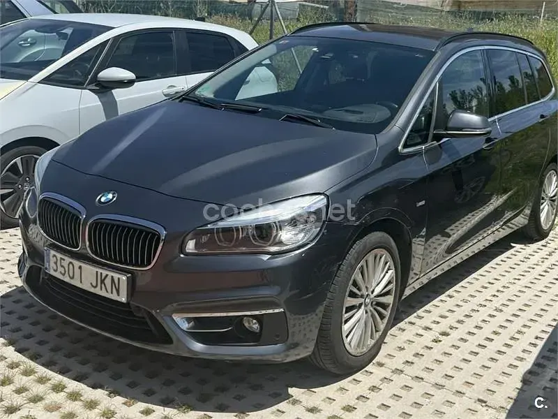 Usado BMW 220 Comfort Edition 190 CV (139 kW) 2015 Negro Familiar