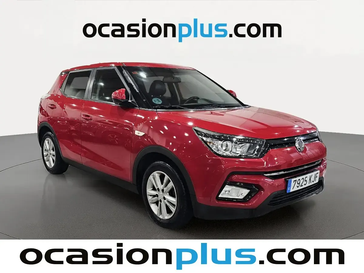 Usado SsangYong Tivoli 116 CV (85 kW) 2018 Rojo SUV