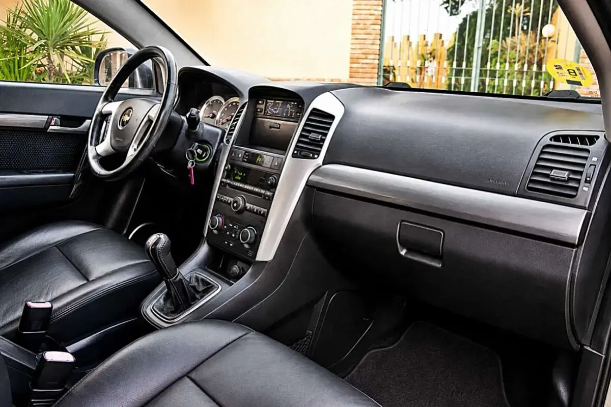 Usado Chevrolet Captiva LT 150 CV (110 kW) 2007 Beige SUV