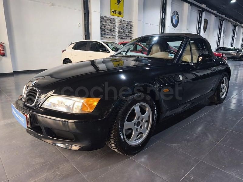 Käytetty BMW Z3 Comfort Edition 118 HP (86 kW) 1999 Musta Avoauto