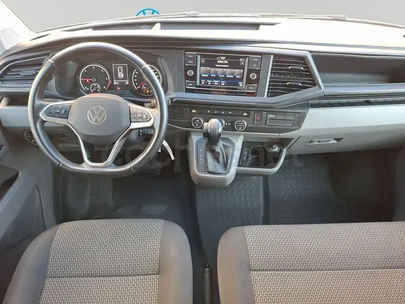 Begagnad VW Caravelle 150 HK (110 kW) 2024 Blå Van