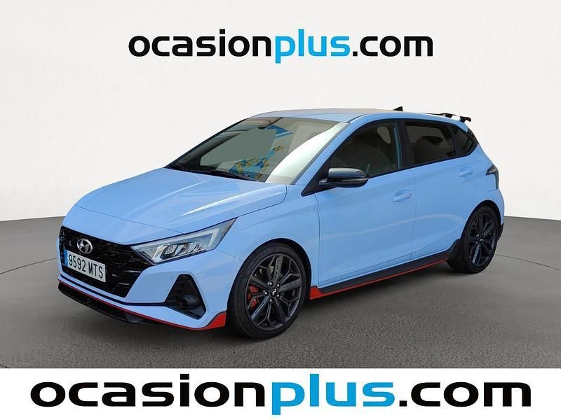 Azul Usado 2024 Hyundai i20 Utilitario | 29.090 € (Un poco caro) - Imagen 1/4