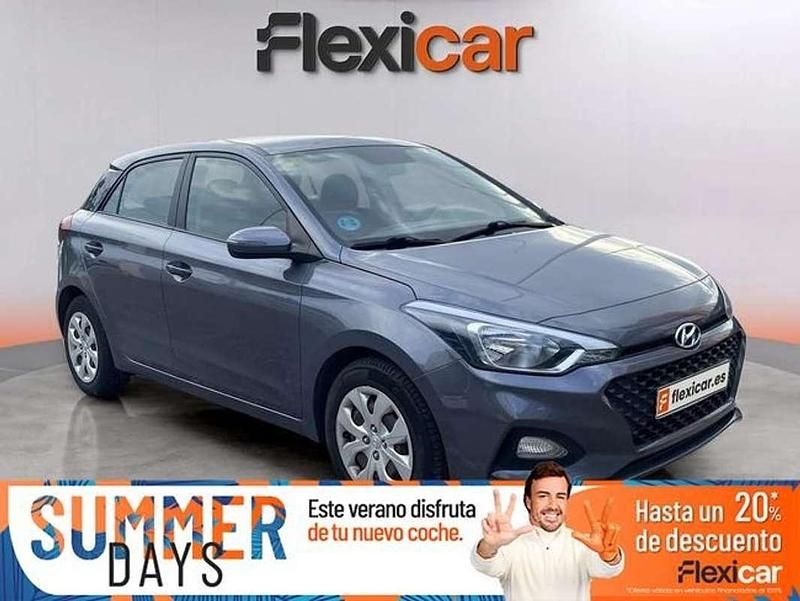 Gris Usado 2018 Hyundai i20 Berlina | 11.090 € (Precio justo) - Imagen 1/4