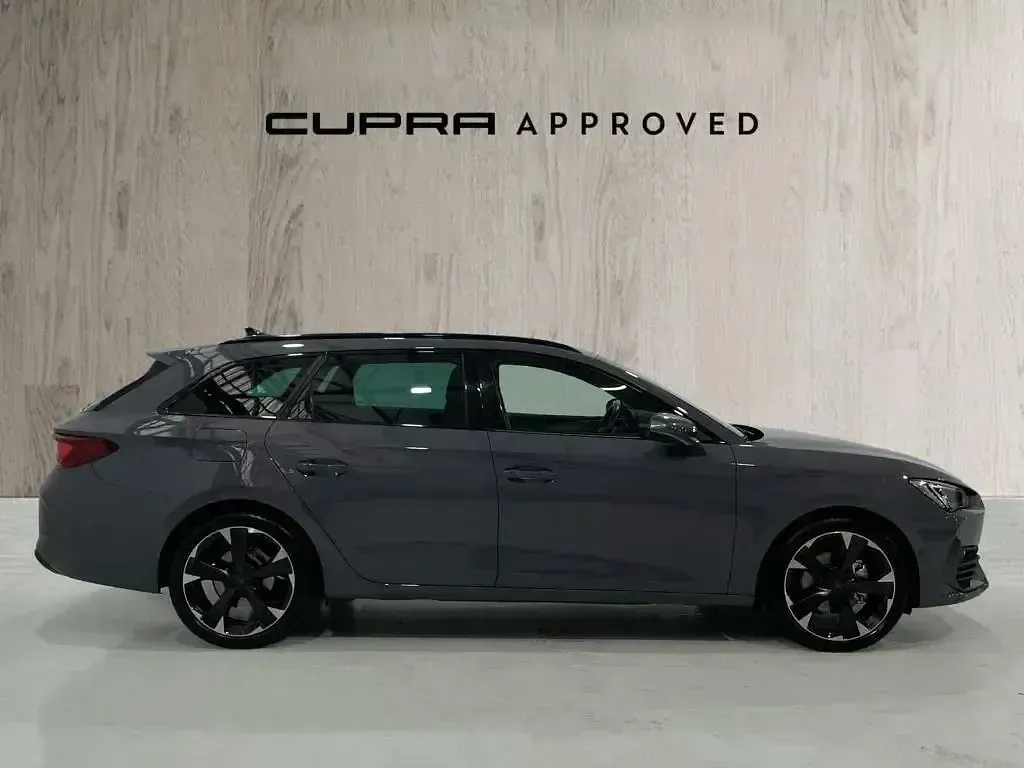 Usado Cupra Leon 150 CV (110 kW) 2023 Gris Familiar