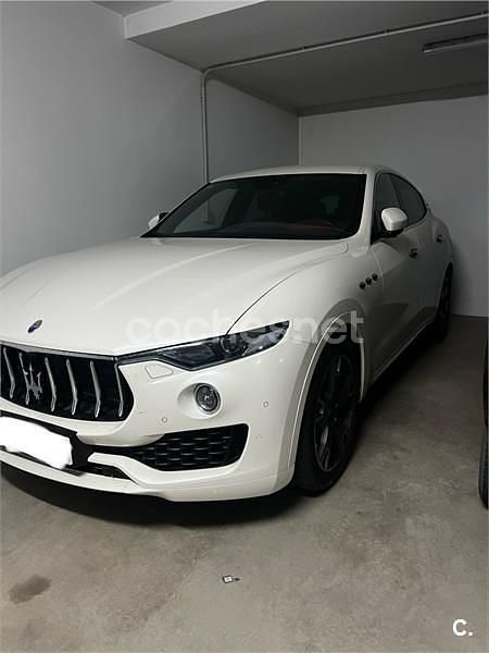 Usado Maserati Levante 275 CV (202 kW) 2016 Blanco SUV