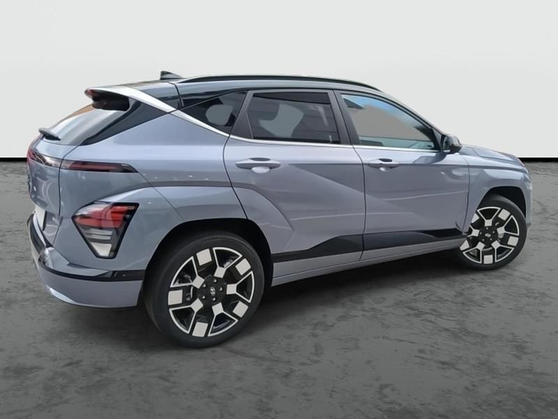 Usado Hyundai Kona Blackline 150 kW (204 CV) 2025 Azul meta (techo negro) SUV