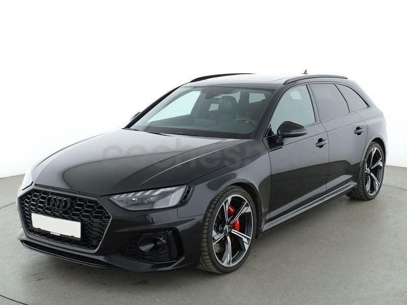 Usado Audi RS4 450 CV (330 kW) 2020 Negro Familiar