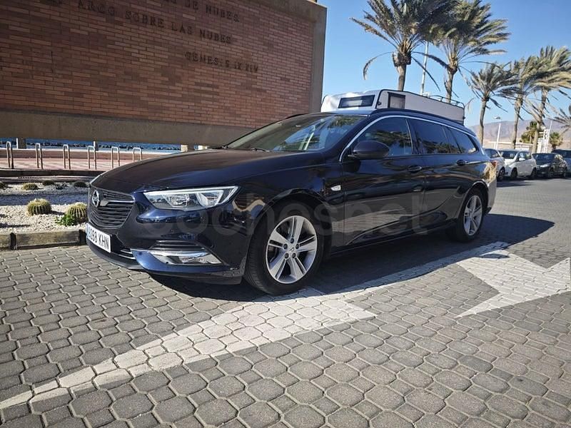 Usado Opel Insignia 136 CV (100 kW) 2018 Negro Familiar