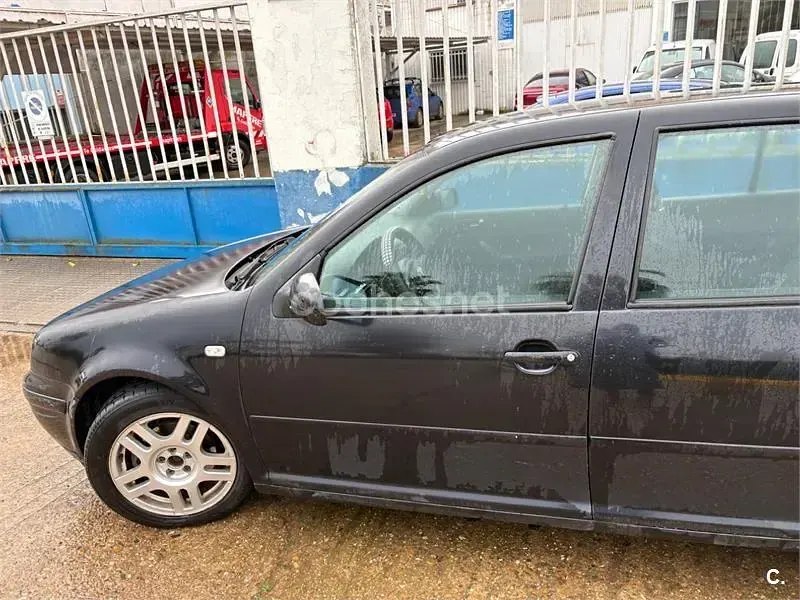 Usado VW Golf IV Advance 110 CV (80 kW) 2002 Negro Berlina