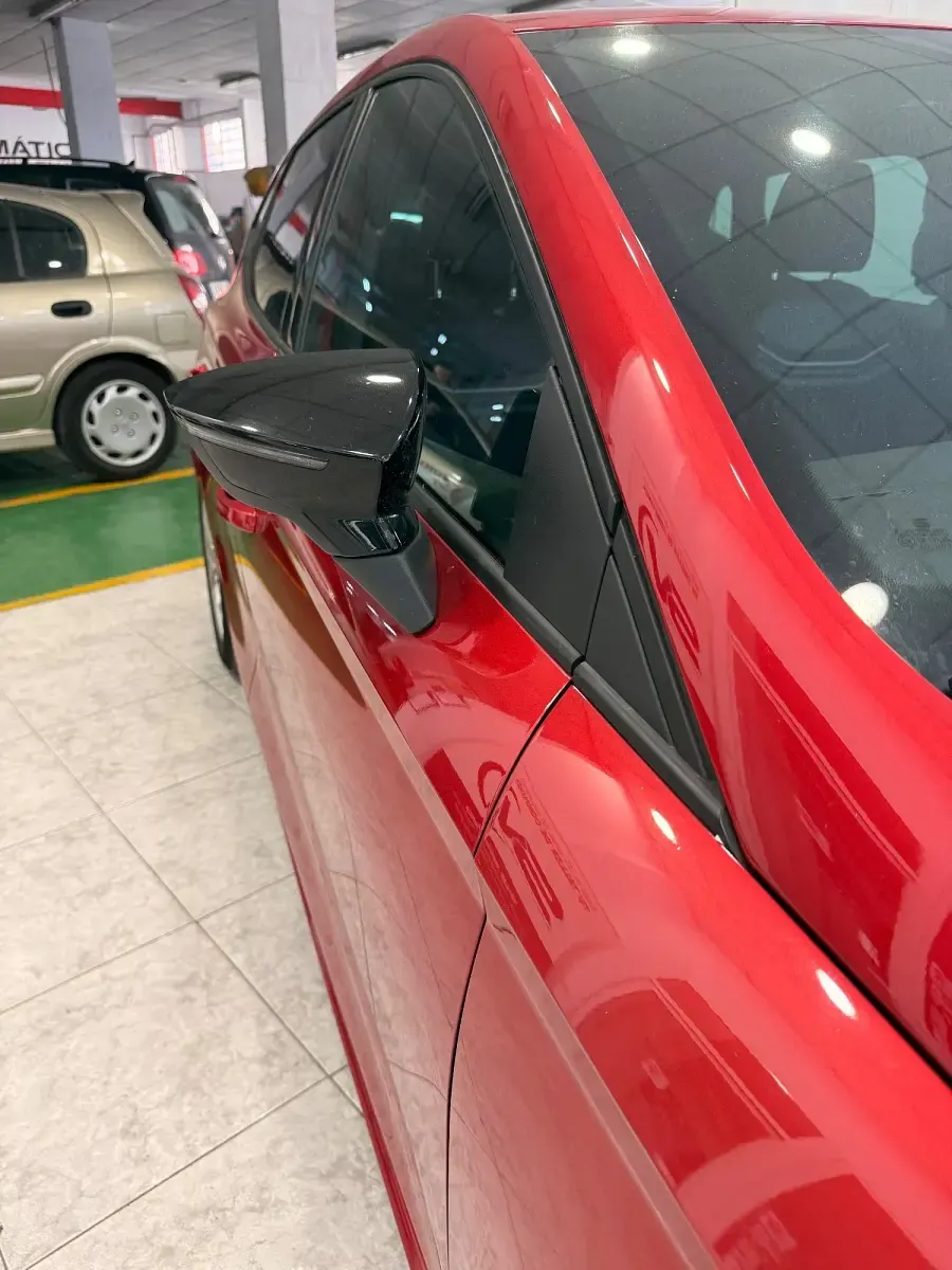Usado Seat Ibiza FR 115 CV (84 kW) 2024 Rojo Utilitario