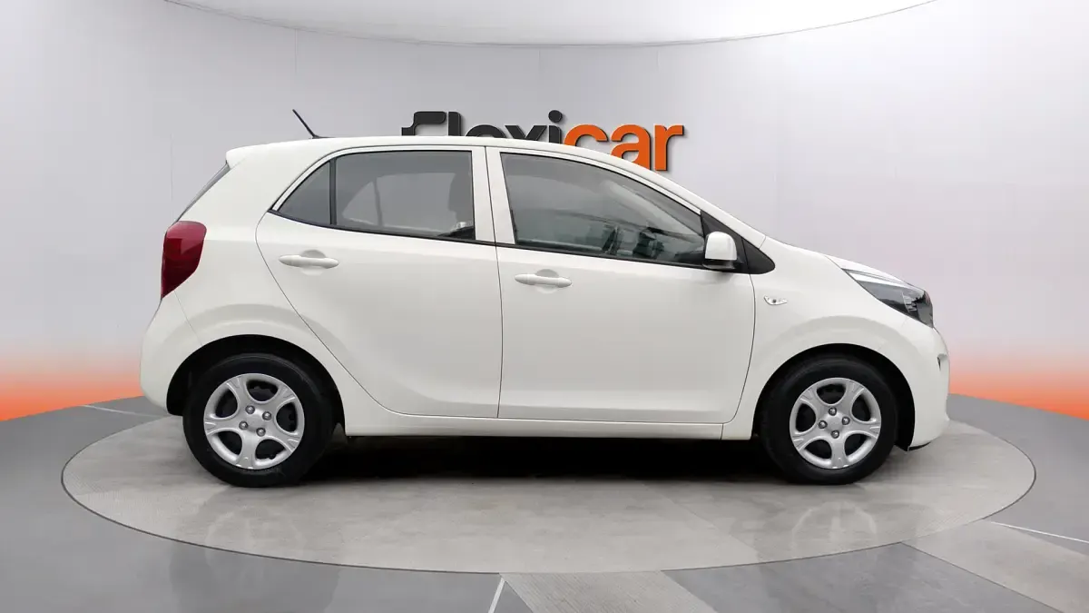 Usado Kia Picanto 67 CV (49 kW) 2023 Blanco Utilitario