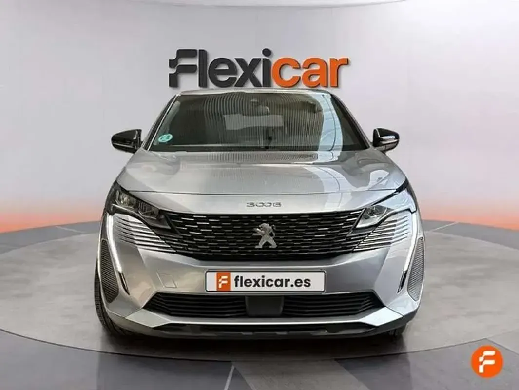 Usado Peugeot 3008 Allure 131 CV (96 kW) 2024 Gris SUV