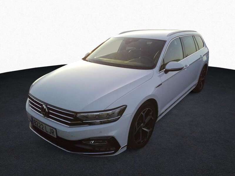 Blanco Usado 2020 VW Passat R-line Familiar | 26.000 € (Caro) - Imagen 1/4