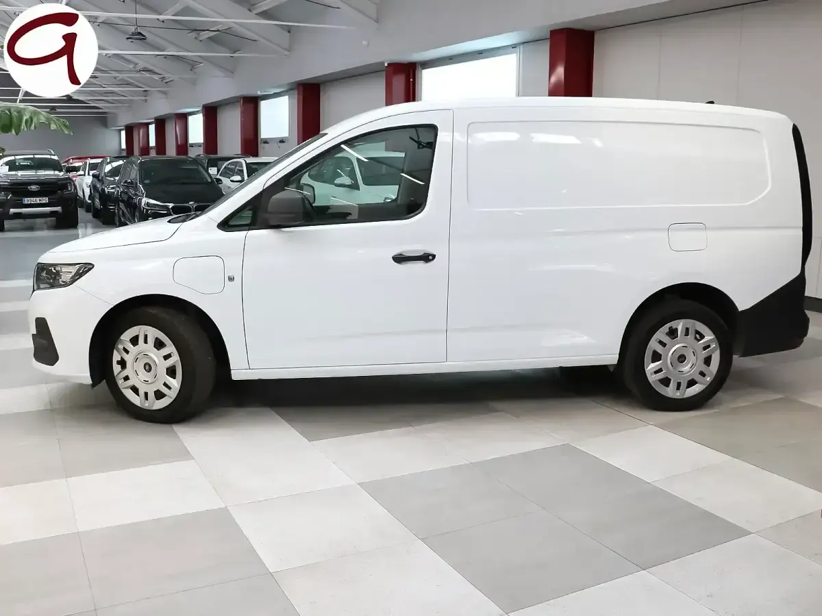 Usado Ford Transit Trend 150 CV (110 kW) 2024 Blanco Berlina