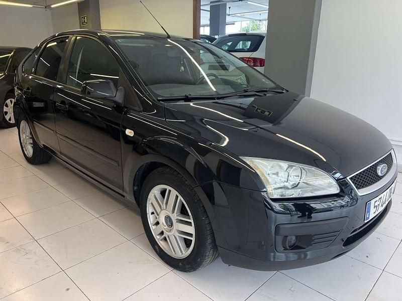 Negro Usado 2006 Ford Focus Ghia Utilitario | 5490 € (Un poco caro) - Imagen 1/4