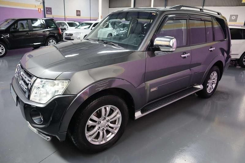 Usado Mitsubishi Montero 200 CV (147 kW) 2015 Gris SUV
