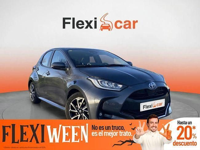Gris Usado 2023 Toyota Yaris Hybrid Active Berlina | 21.690 € (Precio justo) - Imagen 1/4