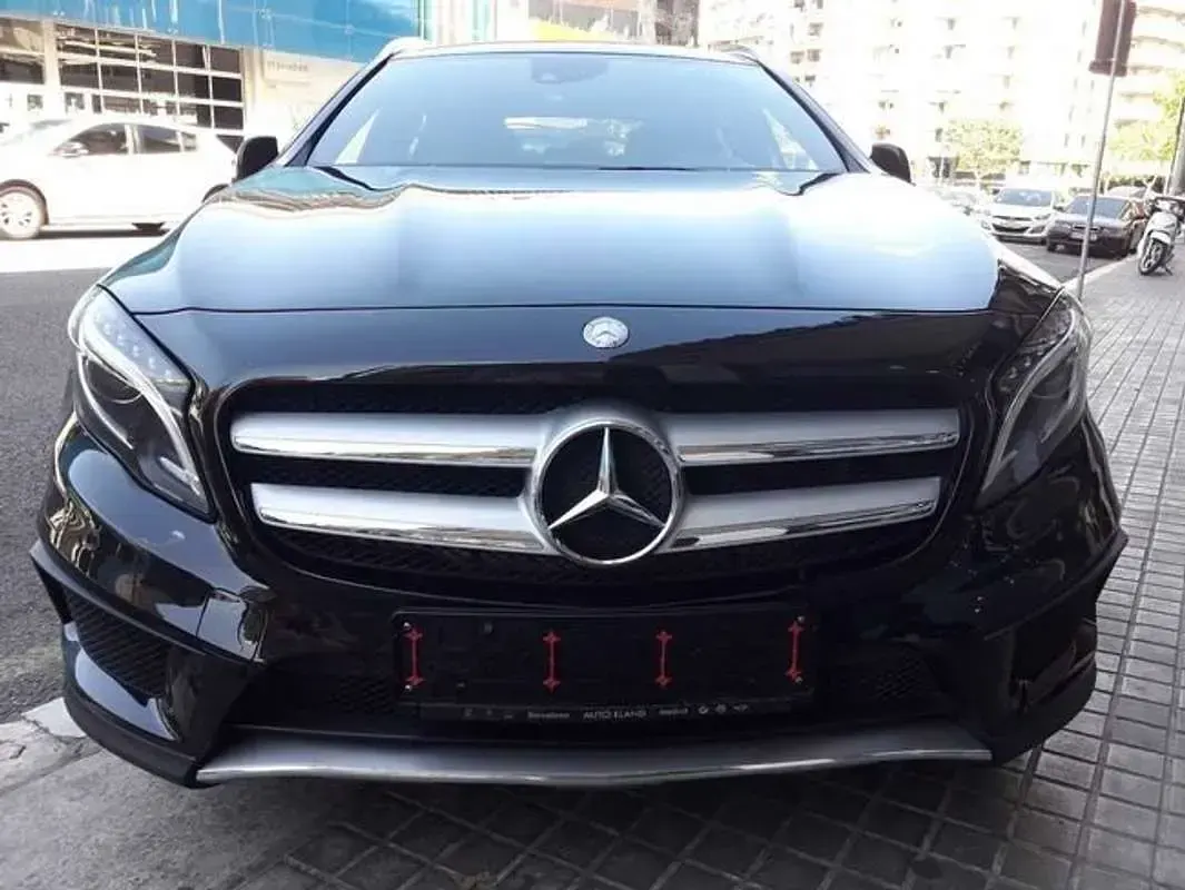 Usado Mercedes GLA250 AMG line 211 CV (155 kW) 2014 Negro SUV