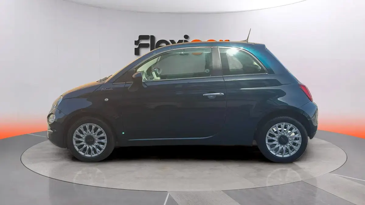 Usado Fiat 500 Dolcevita 71 CV (52 kW) 2021 Azul Berlina