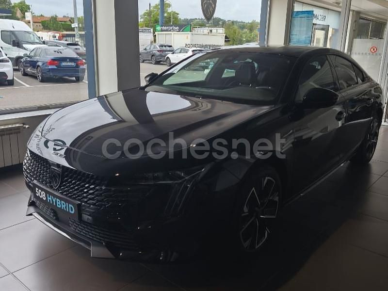 Negro Nuevo 2024 Peugeot 5008 GT Monovolumen | 43.400 € - Imagen 1/4