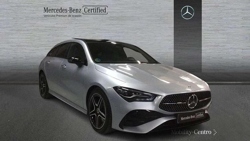 Nuevo Mercedes CLA200 165 CV (121 kW) 2025 Plateado Familiar