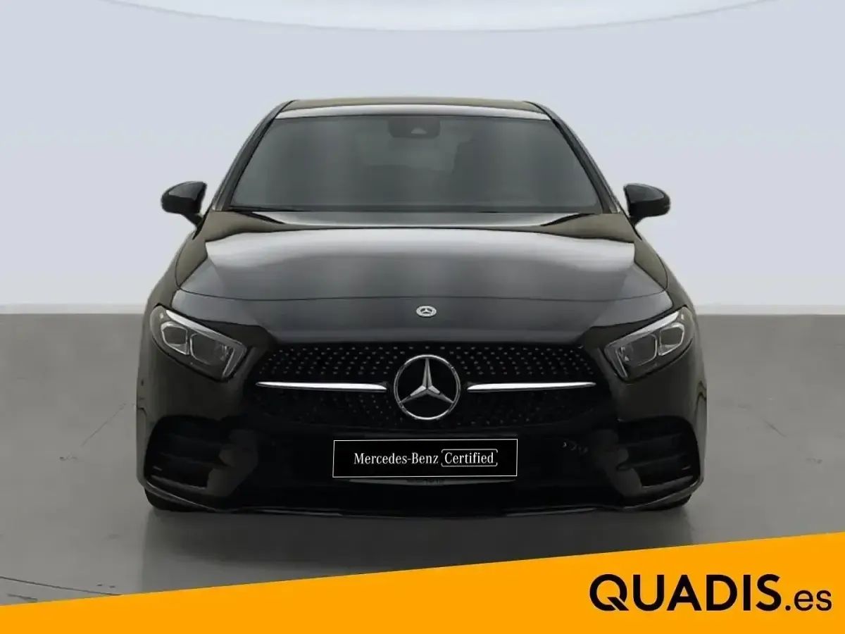 Usado Mercedes A180 116 CV (85 kW) 2022 Negro