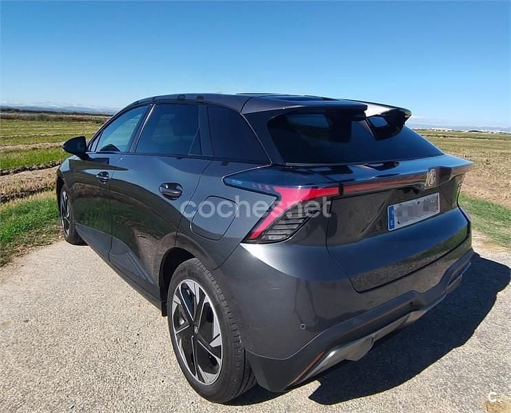 Eléctrico Usado 2023 MG MG4 EV Luxury Utilitario | 23.990 € - Imagen 1/4