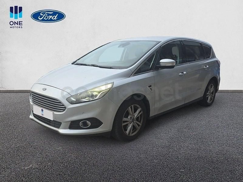 Usado Ford S-MAX Titanium 150 CV (110 kW) 2017 Gris / plata Monovolumen