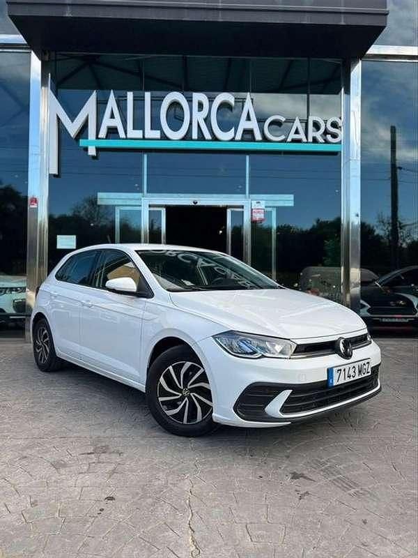 Usado VW Polo Life 94 CV (69 kW) 2023 Blanco Utilitario