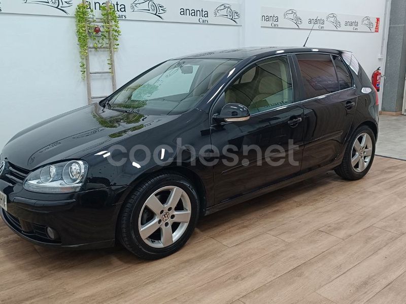 Negro Usado 2007 VW Golf V Sportline Berlina | 5990 € (Buen precio) - Imagen 1/4