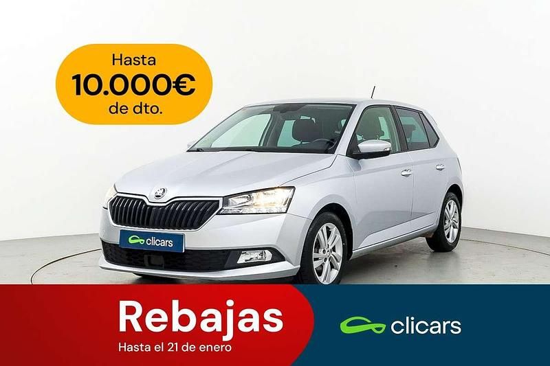 Plateado Usado 2021 Skoda Fabia Ambition Utilitario | 10.490 € (Precio justo) - Imagen 1/4