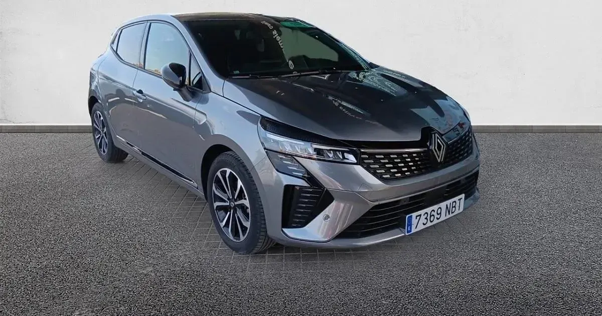 Usado Renault Clio Techno 100 CV (73 kW) 2025 Utilitario