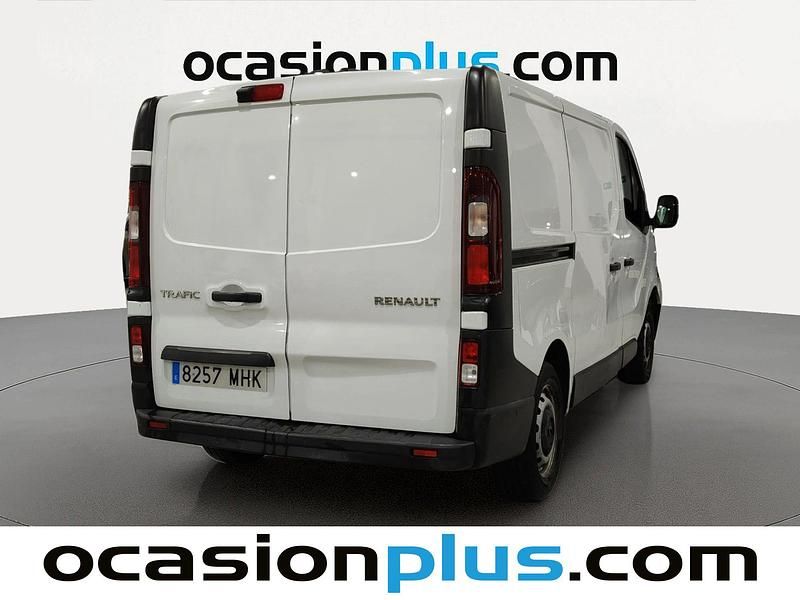 Usado Renault Trafic 130 CV (95 kW) 2023 Blanco Monovolumen