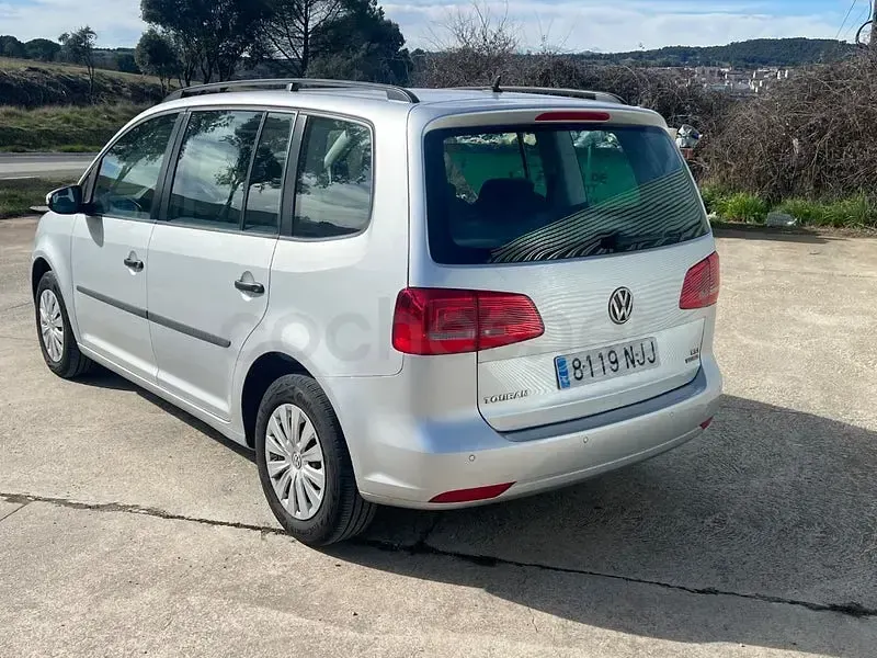 Usado VW Touran Edition 105 CV (77 kW) 2011 Gris / plata Monovolumen