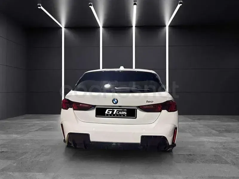 Usado BMW 120 170 CV (125 kW) 2025 Blanco Utilitario