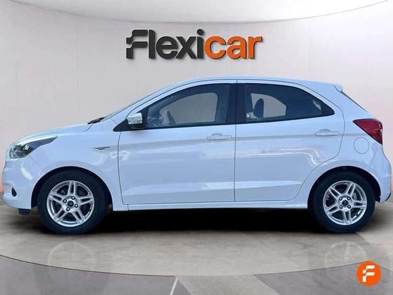 Usado Ford Ka Plus 70 CV (51 kW) 2017 Blanco Utilitario